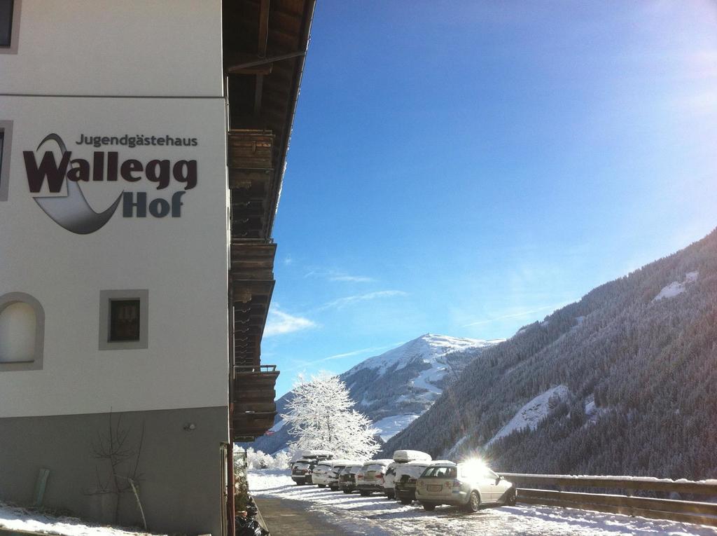 Ski In-Ski Out - Gaestehaeuser Saalbach-Hinterglemm - Wallegghof Christianhof Extérieur photo