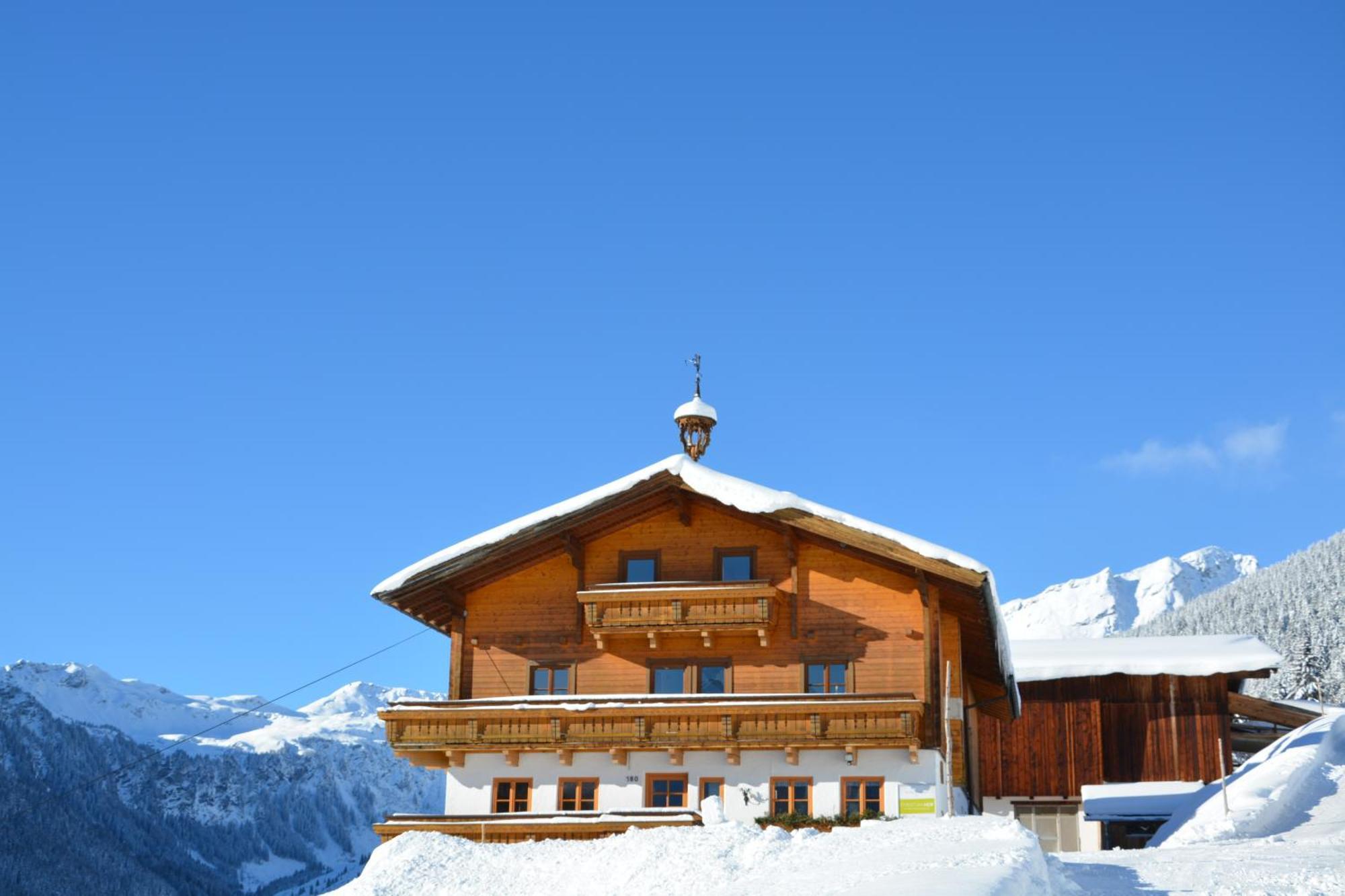 Ski In-Ski Out - Gaestehaeuser Saalbach-Hinterglemm - Wallegghof Christianhof Extérieur photo