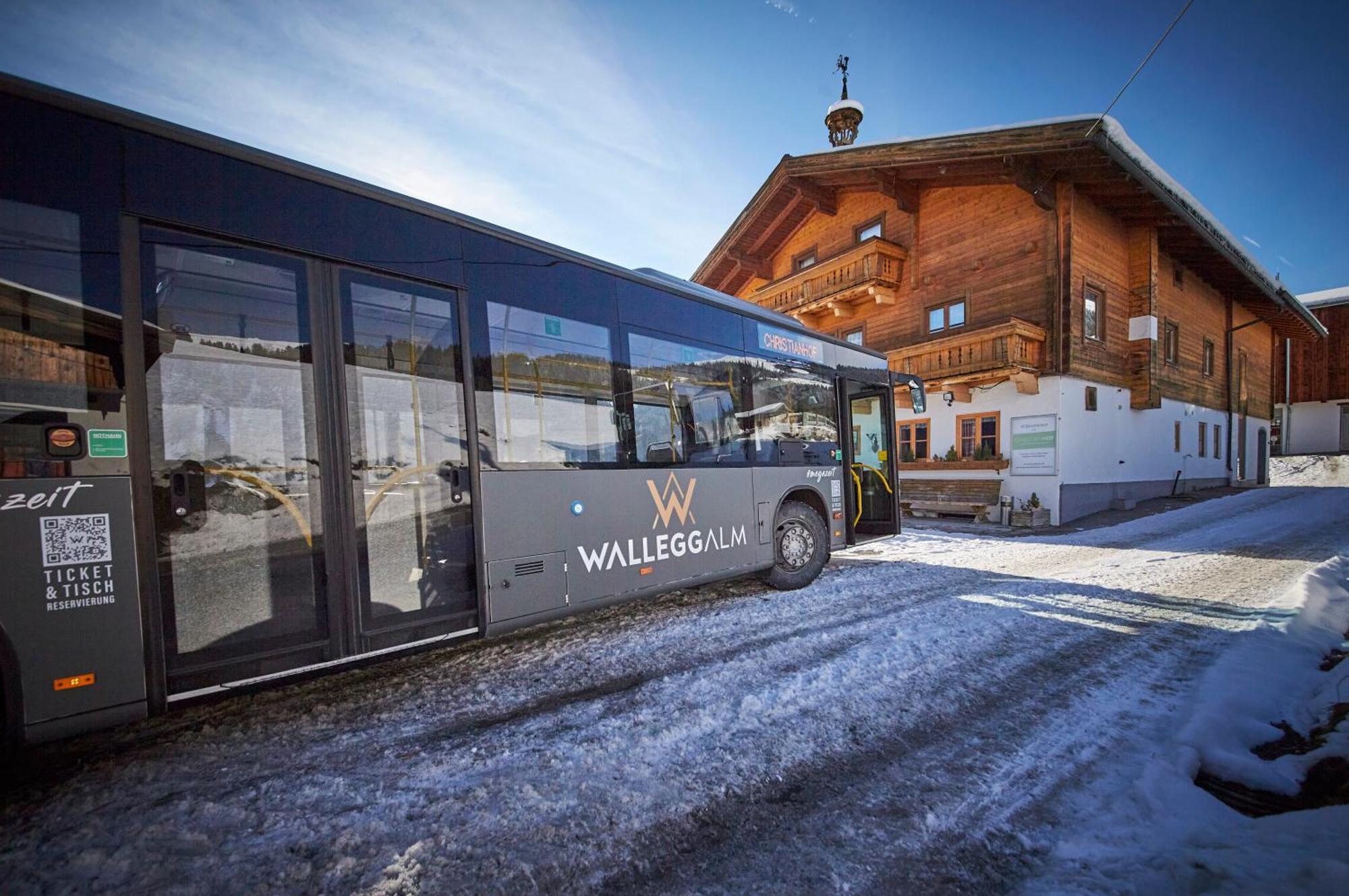 Ski In-Ski Out - Gaestehaeuser Saalbach-Hinterglemm - Wallegghof Christianhof Extérieur photo