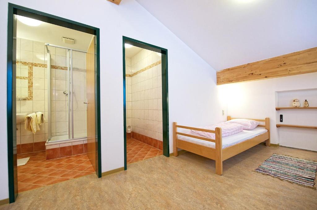 Ski In-Ski Out - Gaestehaeuser Saalbach-Hinterglemm - Wallegghof Christianhof Chambre photo