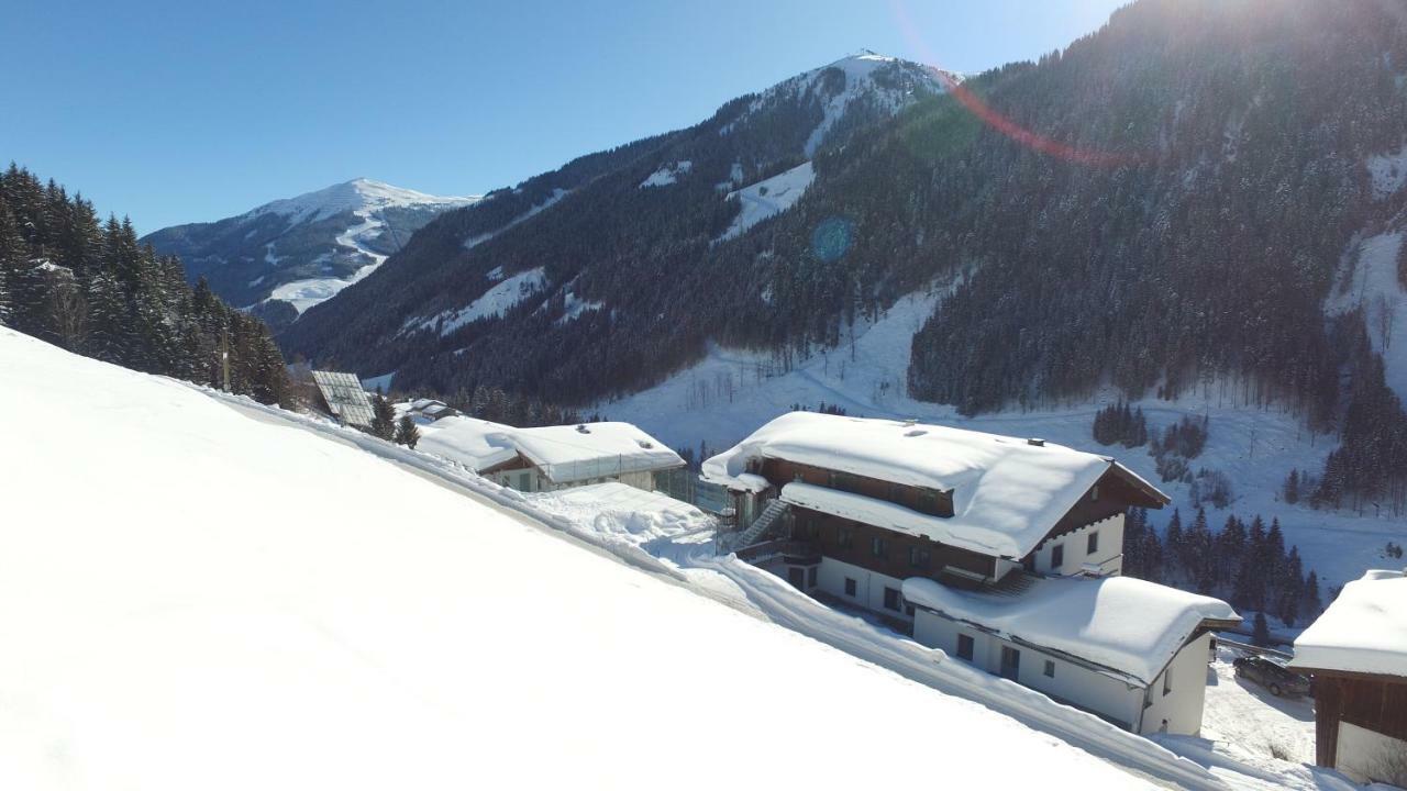 Ski In-Ski Out - Gaestehaeuser Saalbach-Hinterglemm - Wallegghof Christianhof Extérieur photo